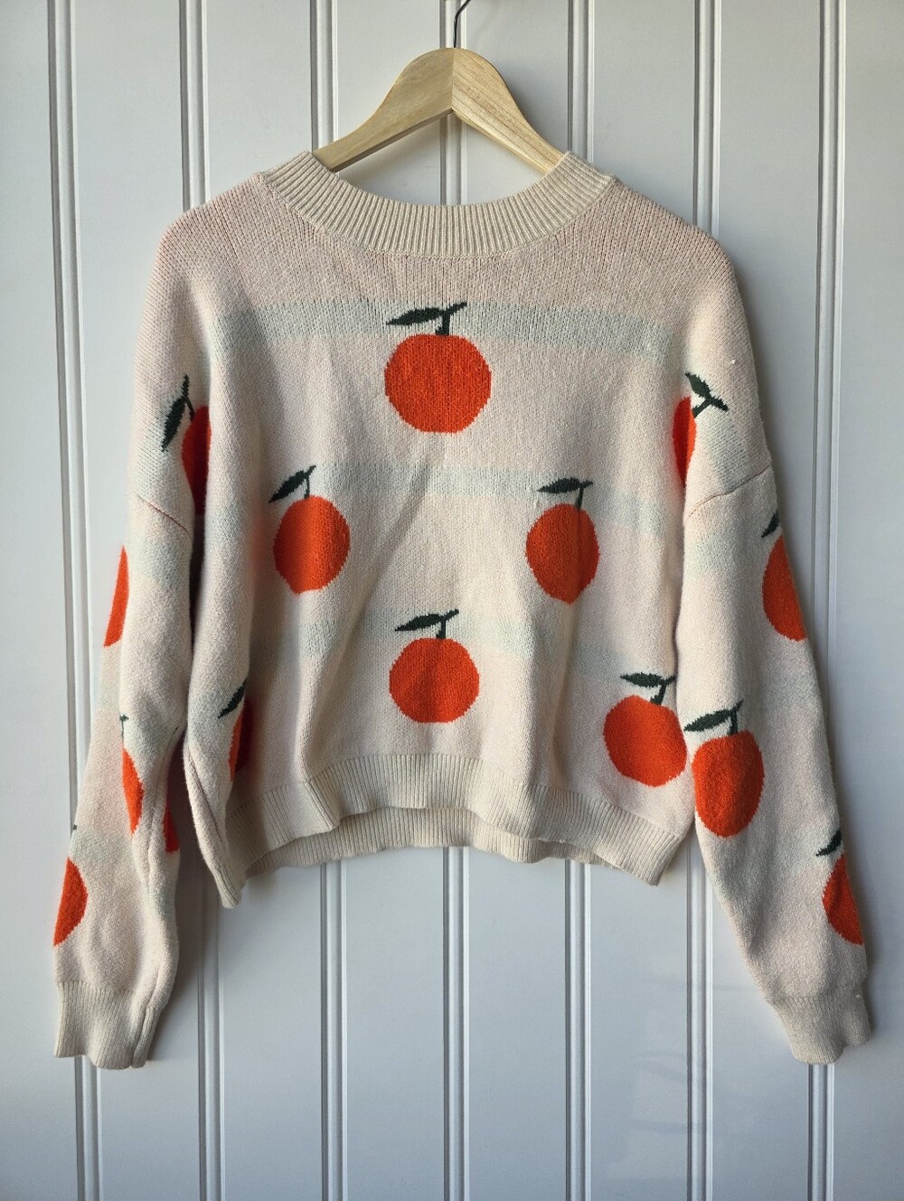 Moon & Madison Cropped Crewneck Pullover Orange Fruit Sweater Medium